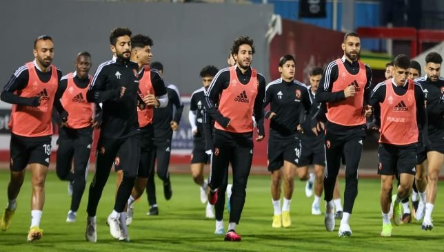 غياب حارس الأهلي عن المران قبل مباراة الهلال.. وكشف السبب!