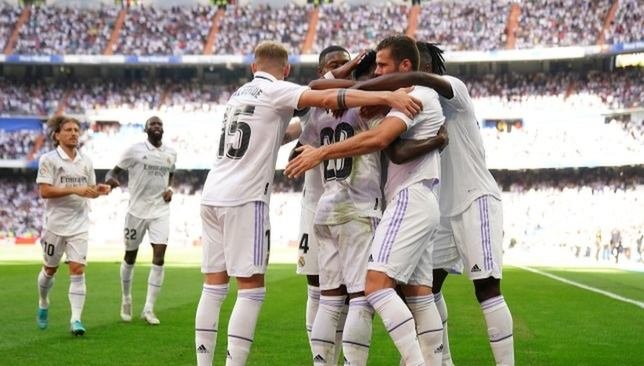 ملخص آخر أخبار ريال مدريد اليوم .. أنشيلوتي لا يضمن مشاركة بنزيما في مباراة ريال مدريد القادمة