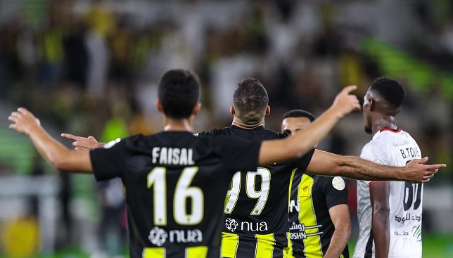 الاتحاد يحفز اللاعبين بأمر هام للفوز على الهلال